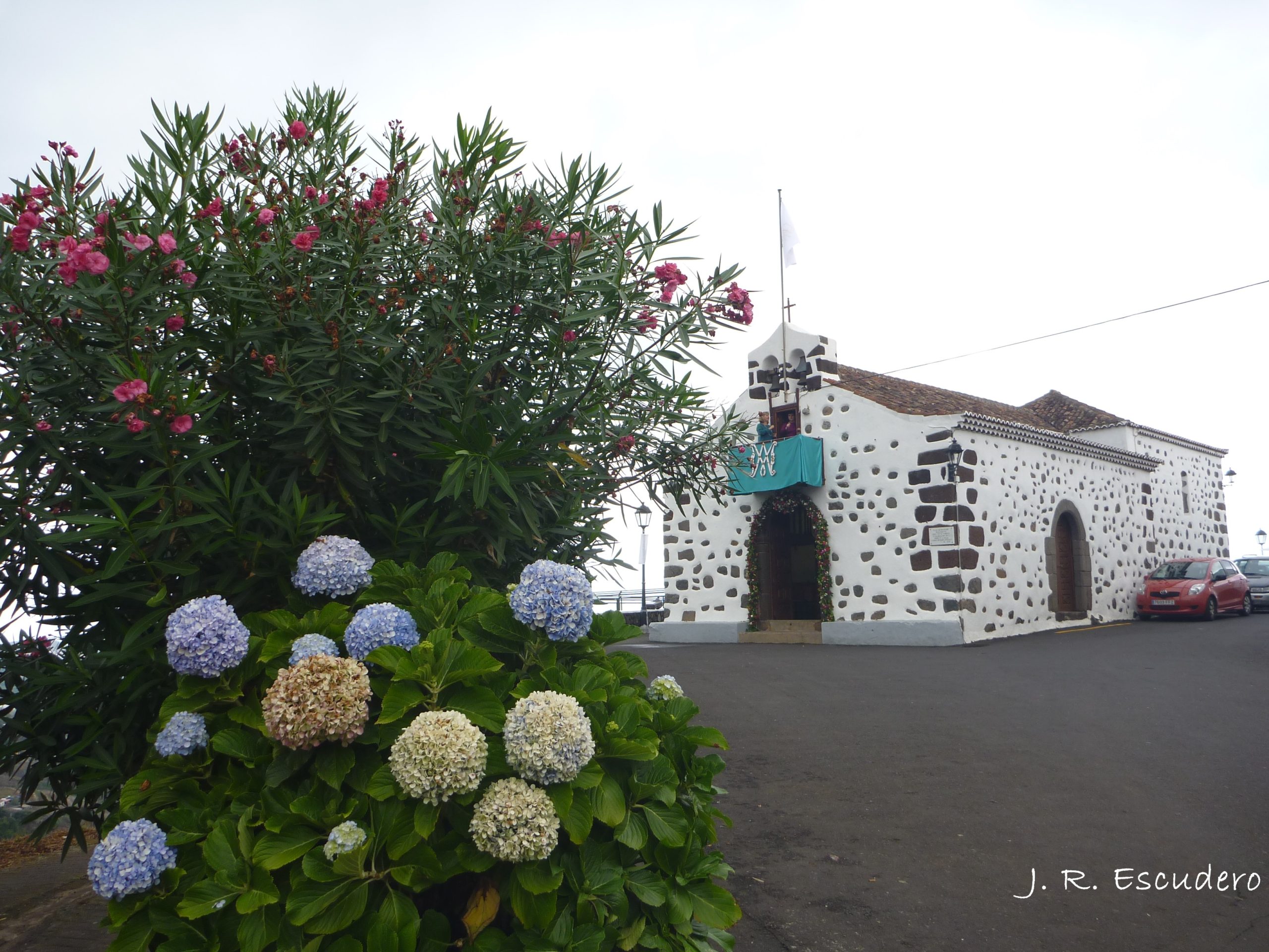 Exterior de la ermita de San Bartolo de La Galga